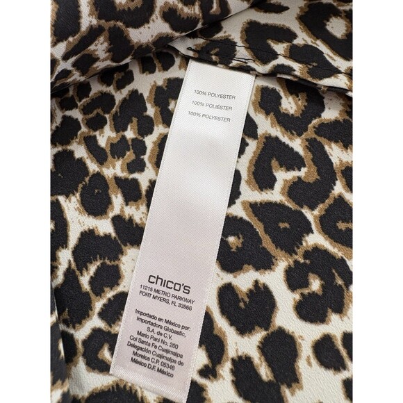 Chicos Leopard Cheetah Brown Black Sz 1 Split Neckline Roll Tab Woman’s Blouse - Picture 9 of 9